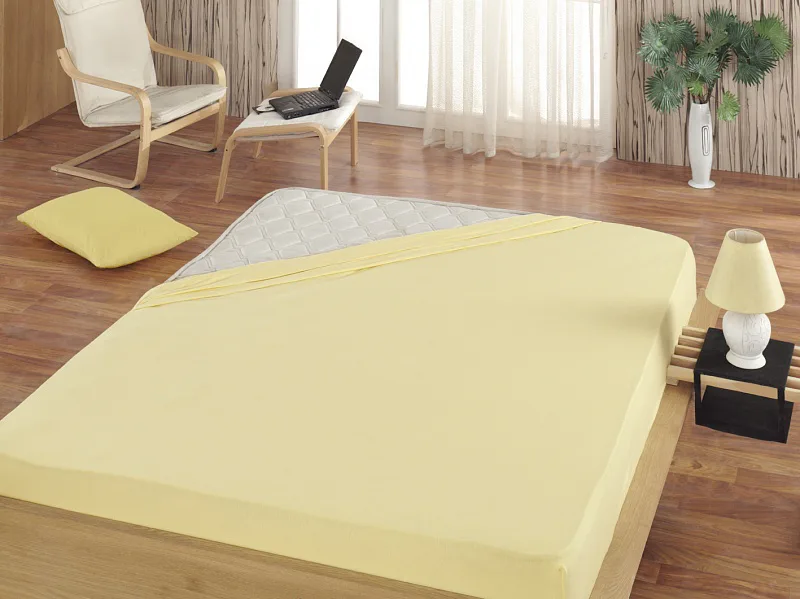 Prostěradlo Světle žluté JERSEY STANDARD